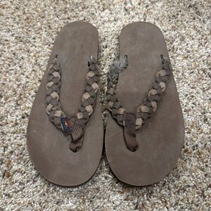NWT Rainbow Twisted Sister Leather flip flop in Mocha size small